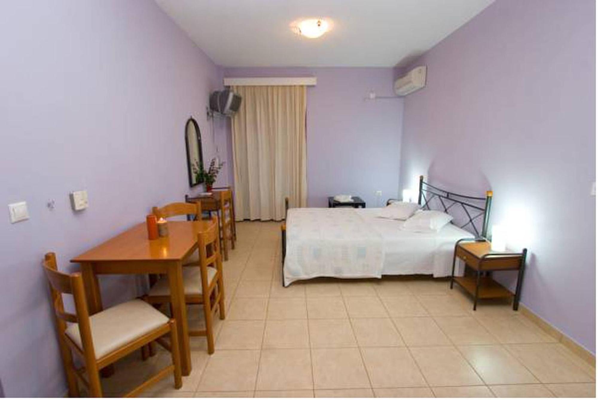 Sagini Boutique Hotel Loutrá Edipsoú Rom bilde