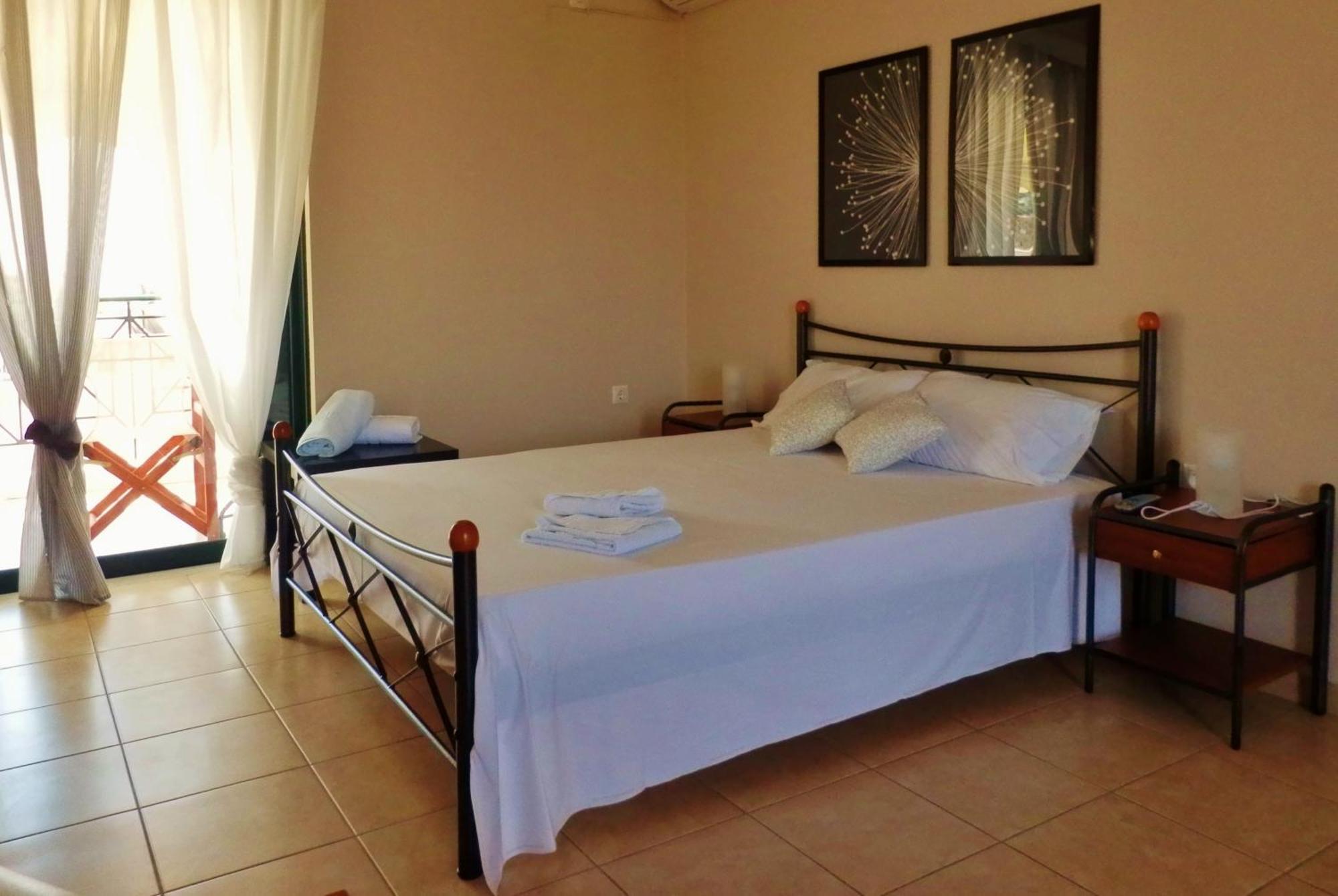 Sagini Boutique Hotel Loutrá Edipsoú Rom bilde